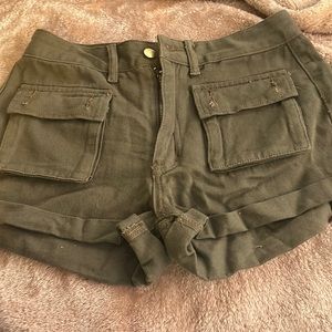 navy green vintage shorts with front pockets
